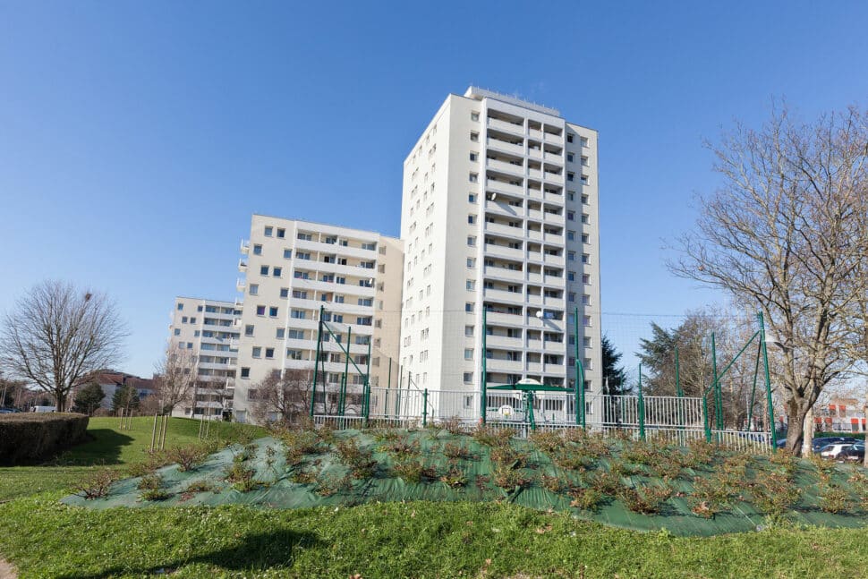 Façade d'immeuble Limeil Brévannes végétation