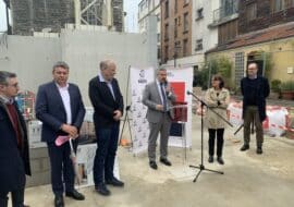 Première pierre des deux projets de pensions de famille au 1-3 Villa des tulipes et 14 rue du roi d’Alger (18e)